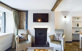 Cosy Cottage In Moreton-In-Marsh